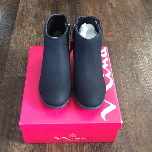 Nina Girls black booties - Picture 2 of 4